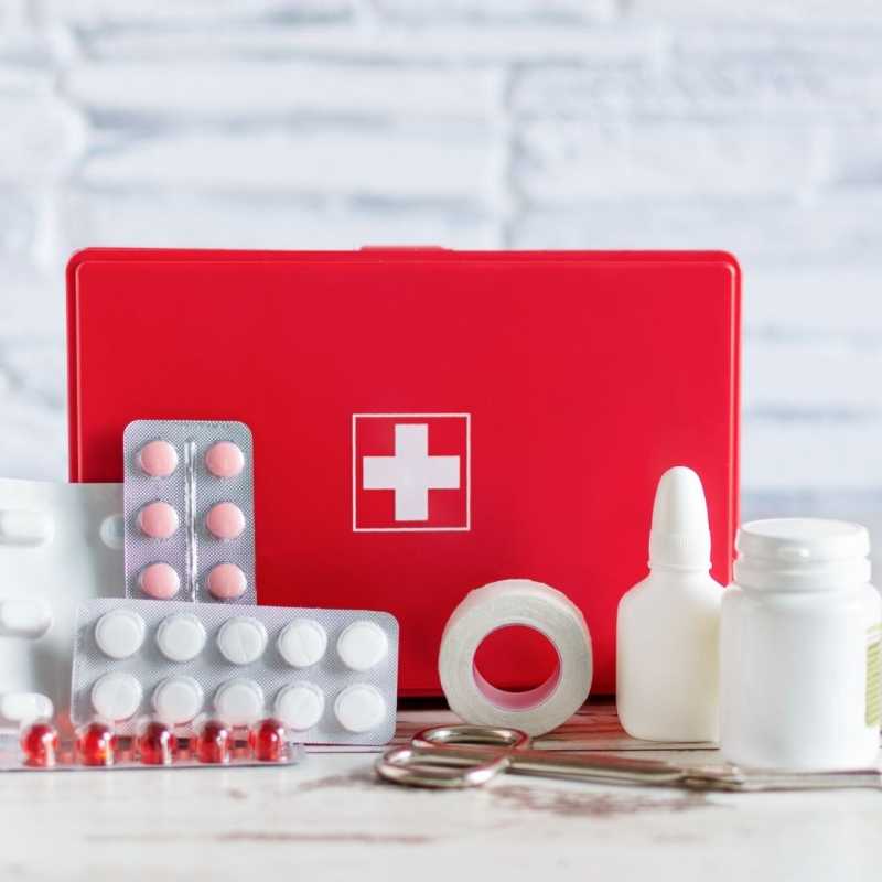 truse-prim-ajutor-auto